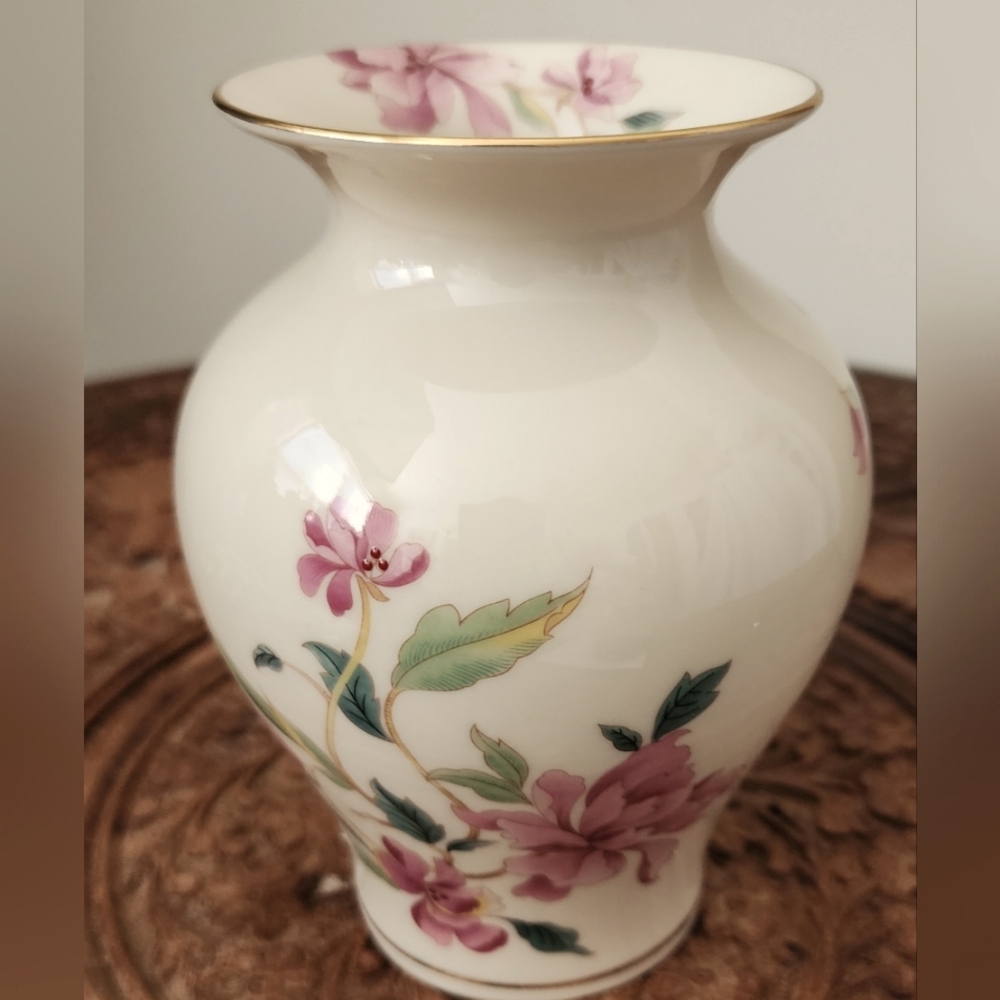 Lenox Vintage petite flowered Vase.